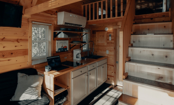 residential log cabin